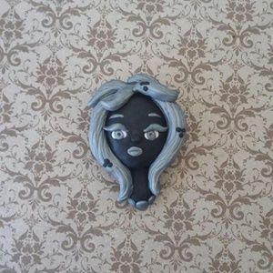 Silver Black Style Girl Brooch Pin